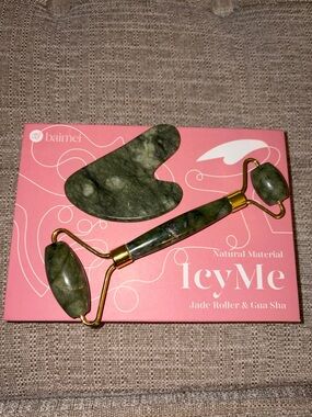 Aime Leon Dore Green Jade Facial Roller & Gua Sha Set with Gold Accents